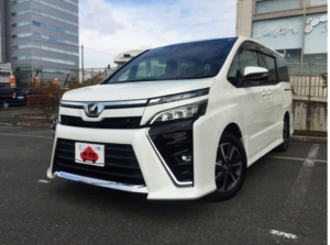 2017 TOYOTA VOXY 2.0 ZS