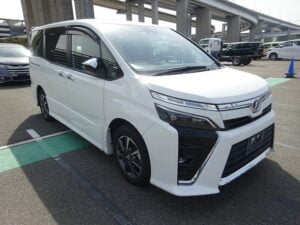 2018 TOYOTA VOXY 2.0 ZS KIRAMEKI