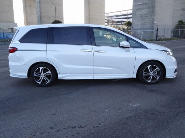 2017 HONDA ODYSSEY 2.4 ABSOLUTE - Image 10