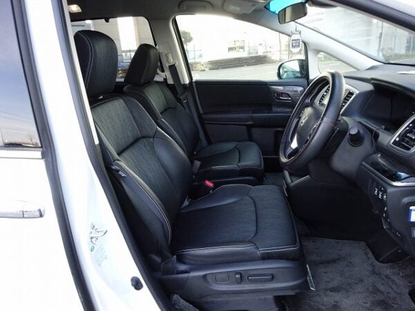 2017 HONDA ODYSSEY 2.4 ABSOLUTE - Image 15