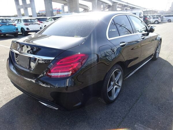 2017 MERCEDES BENZ C180 1.6 AMG - Image 9