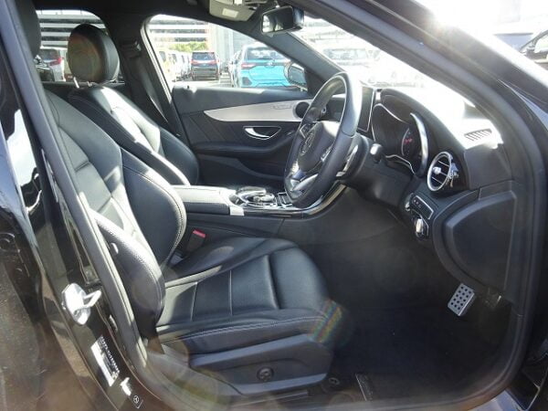 2017 MERCEDES BENZ C180 1.6 AMG - Image 12